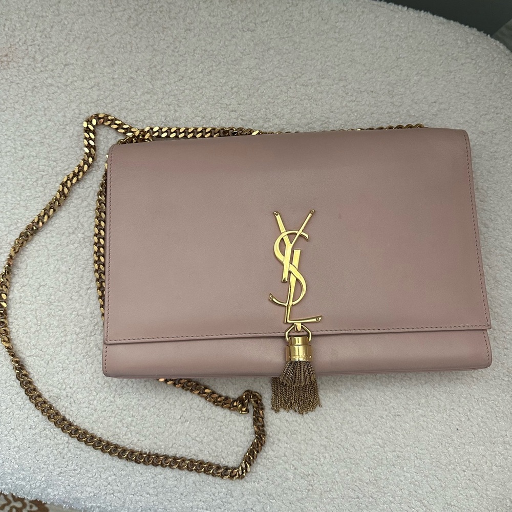 Saint Laurent light pink Classic Monogram Kate Chain Bag